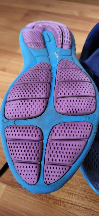 Adidasi Nike,marimea 36,5