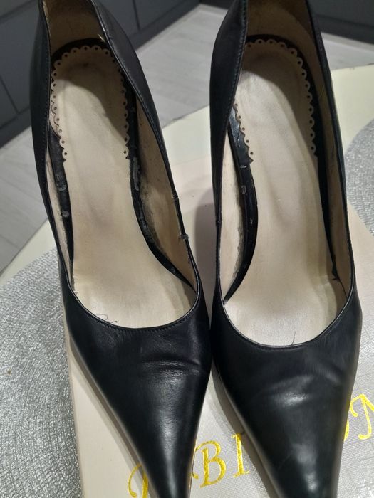 Продам женские кованные туфли