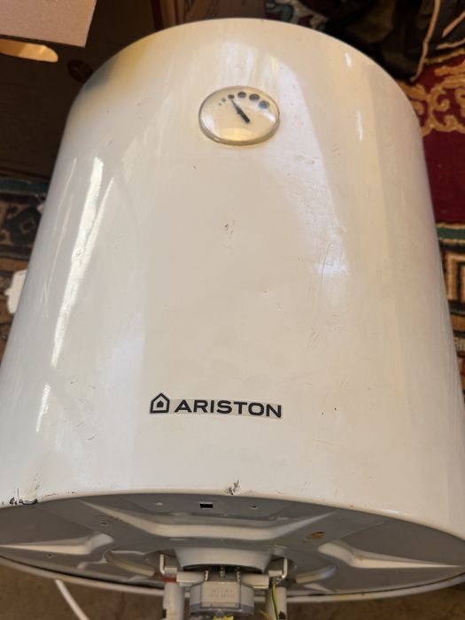 Аристон б/у 60 литров на запчасти