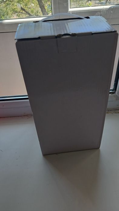 Паравои утюг новый