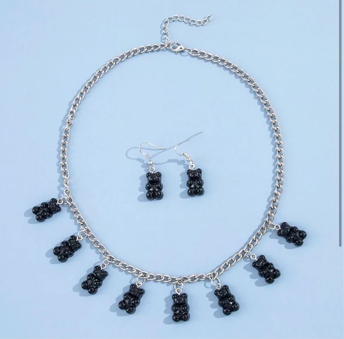 Подвеска с медведями