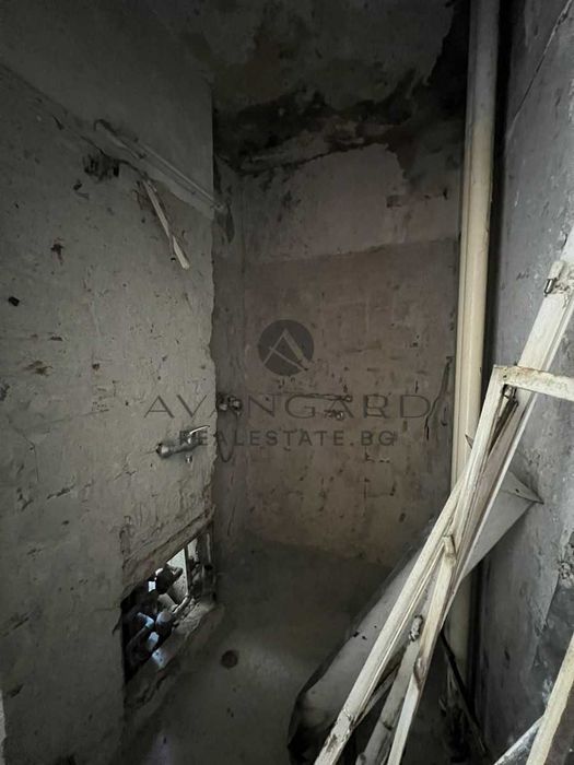 Продава се Едностаен апартамент в Пловдив, Тракия - 36 кв.м за 1695 €/кв.м - Снимка #4