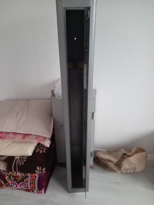 Продам сейф в отличном состоянии