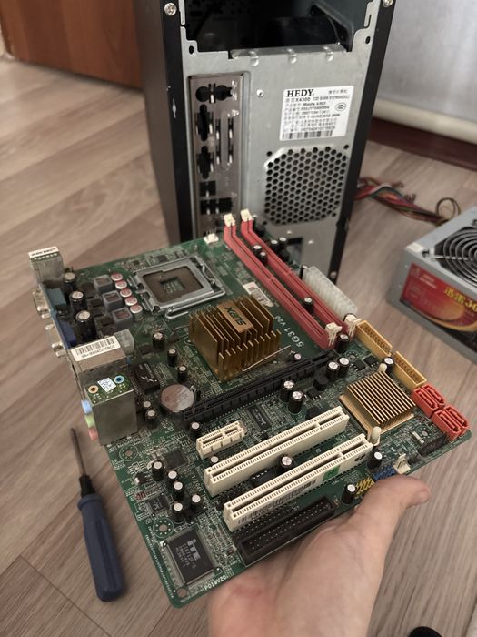 Материнская плата