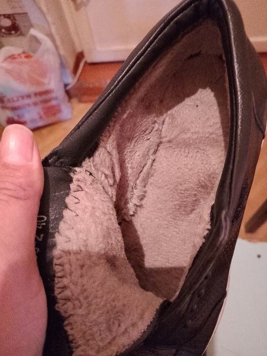 Продам ботинки тёплые