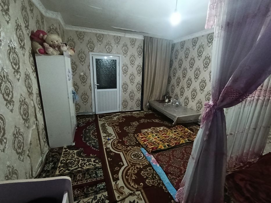 Квартира сотилади Олмазар тумани кора камиш 2/5 да 1 хонали келишади