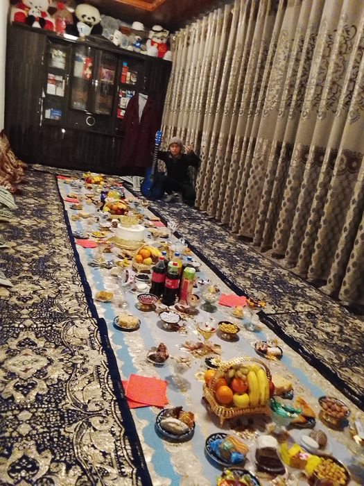 Yangi gitara kelishilgan narxi shuncha