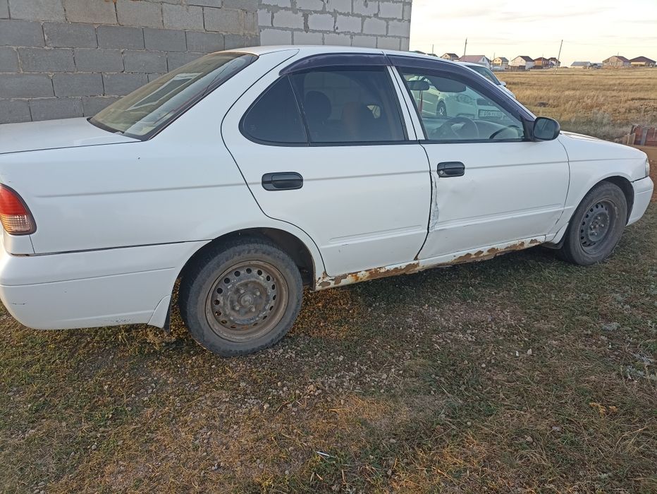 Продам машину Nissan Suuny