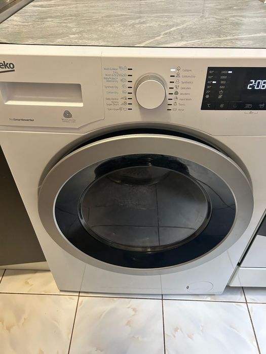 Vând mașină de spălat 8 kg cu uscător inclus – BEKO