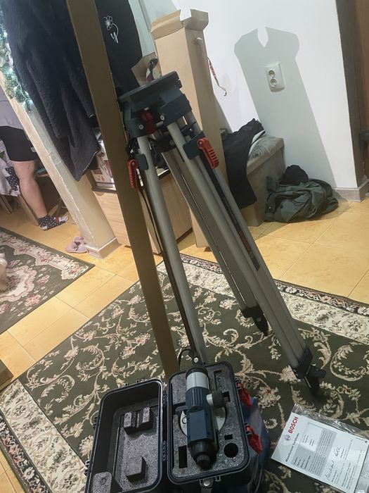 Nivela opticacu bula bosch