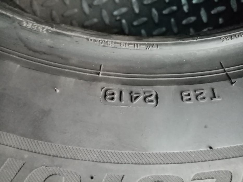 Anvelope de iarnă 215 65 17 Bridgestone Blizzak LM 001