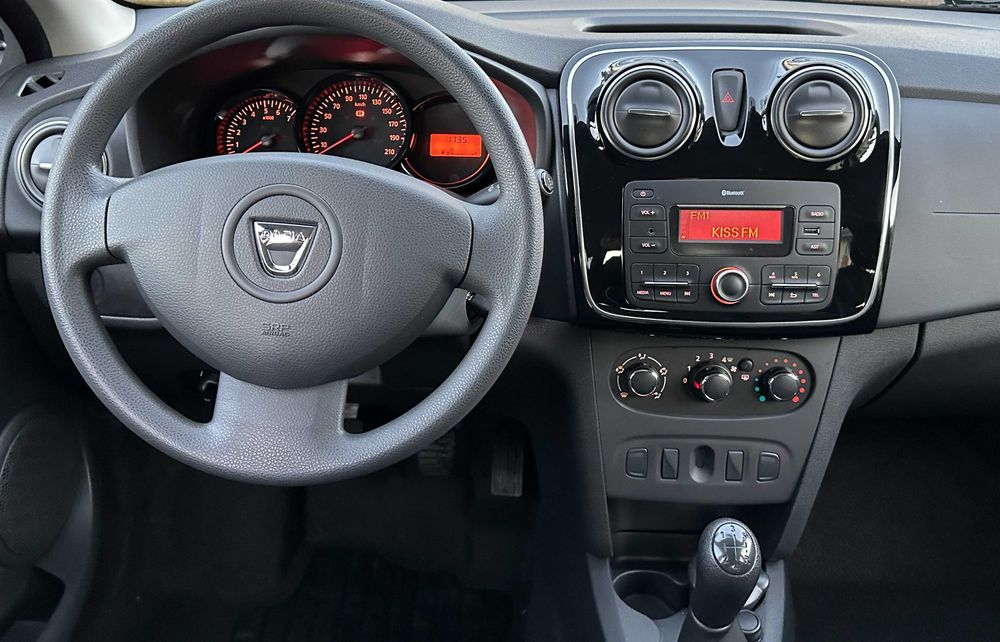 DACIA Logan 2014 — imagine 3