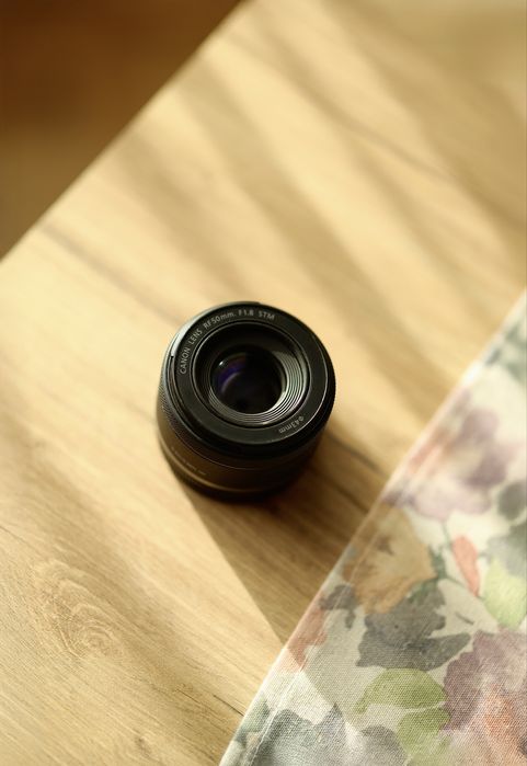 Обектив Canon RF 50 мм f/1.8 STM