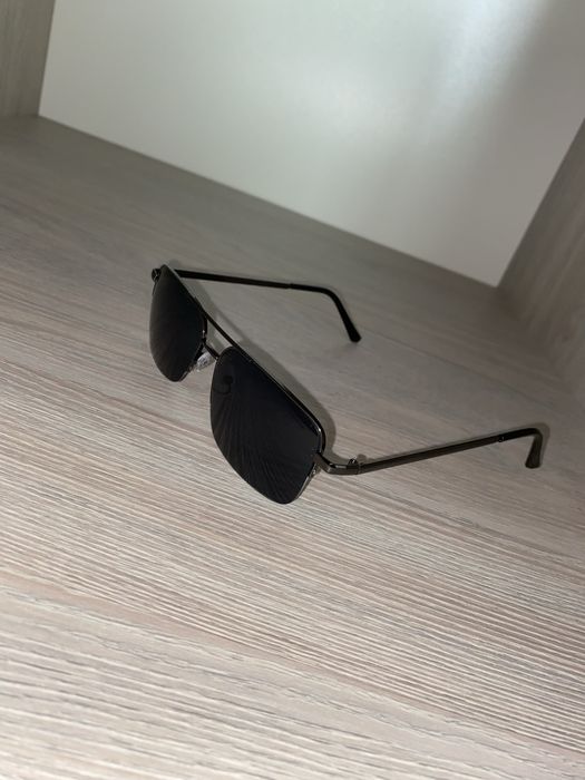 Солцезащитные очки