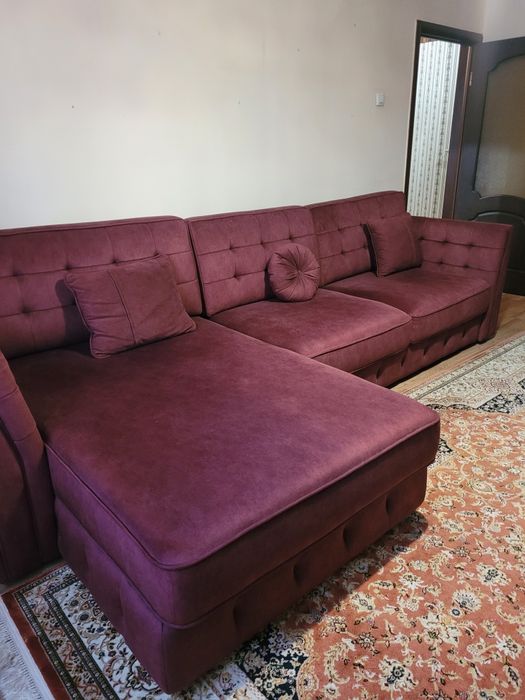 Продам Диван для гостиной