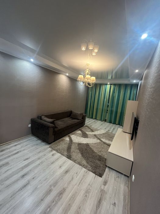 Большая 3комн 93кв.4 этаж из 7 лифт есть Алтын Арман