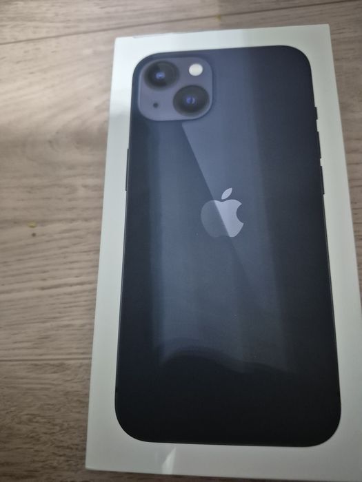 Срочно прадам аифон 13 нова