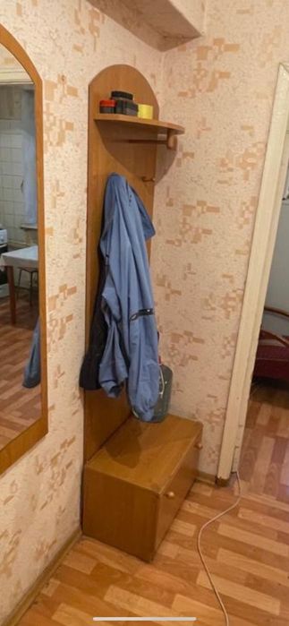 Шкаф вешалка для коридора