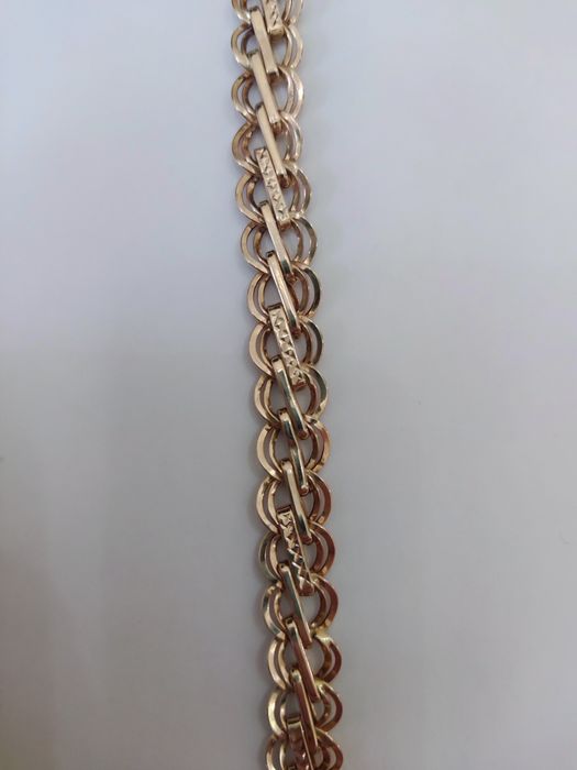 Продам золотую цепь