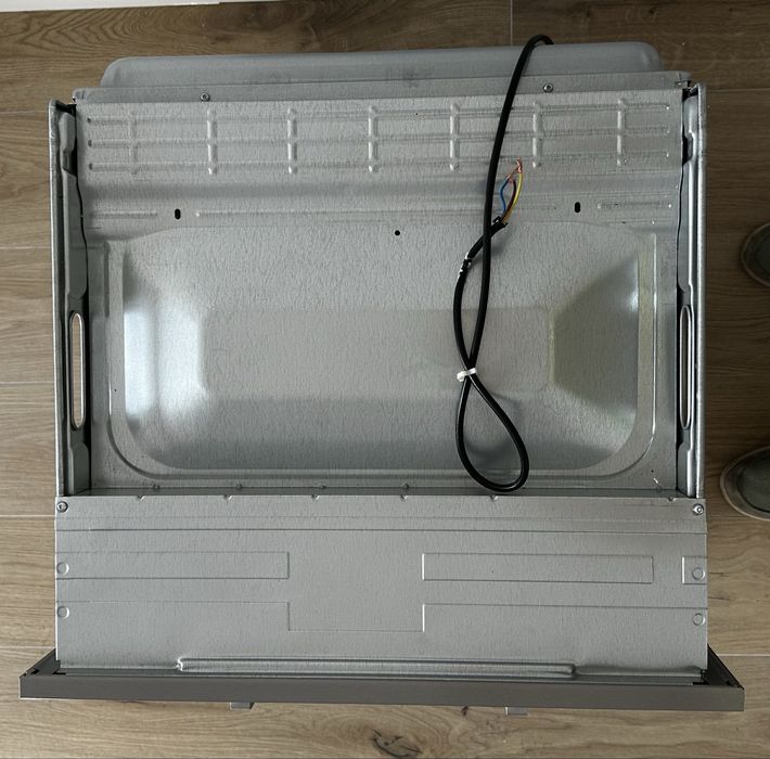 Cuptor incorporabil electric