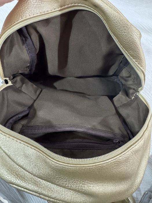 Дамска раница