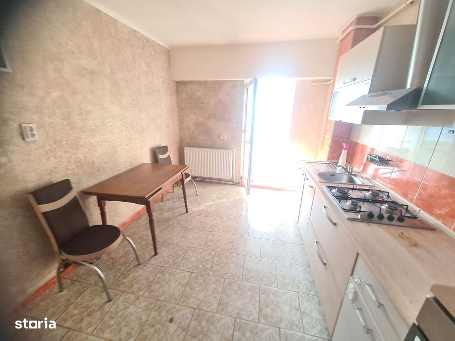 Apartament 2 camere, bloc 1993, Banca Nationala-Bacau