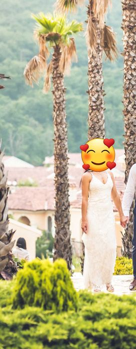 Булчинска сватбена рокля с дантела тип русалка