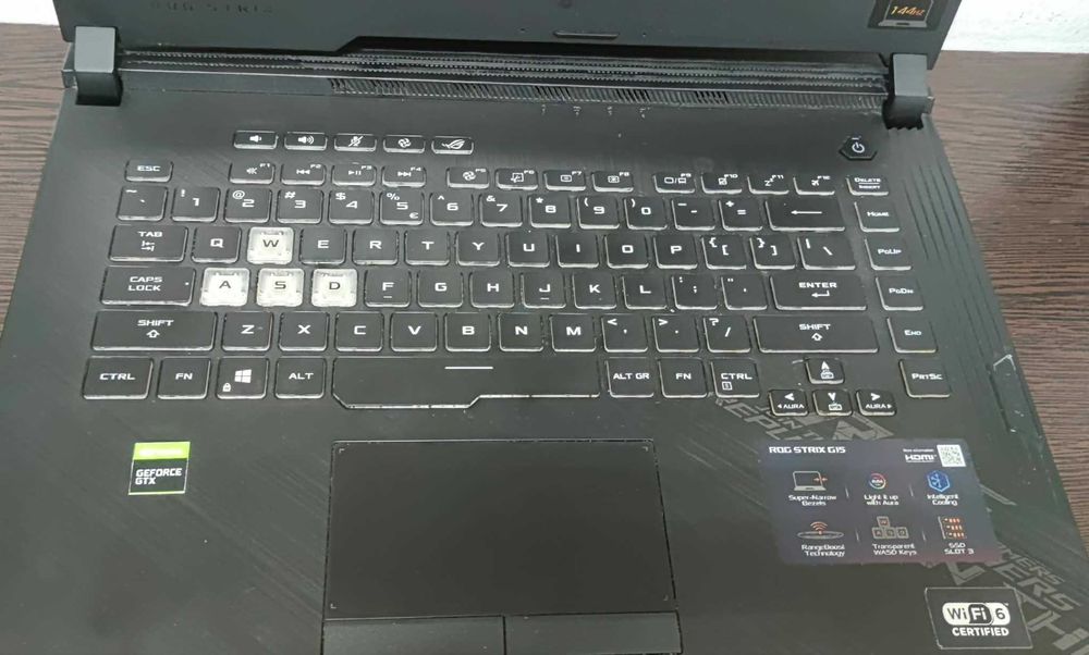 Laptop Rog Strix  G512Li (efn)