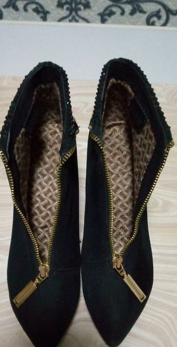 Продаются сапожки