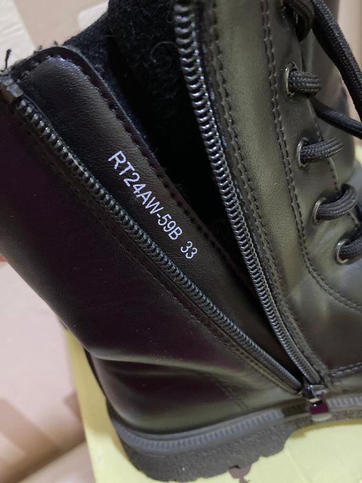 Продам ботинки для девочки