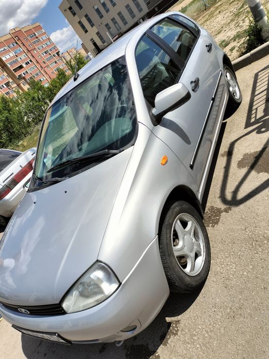 Продам машину лада калина