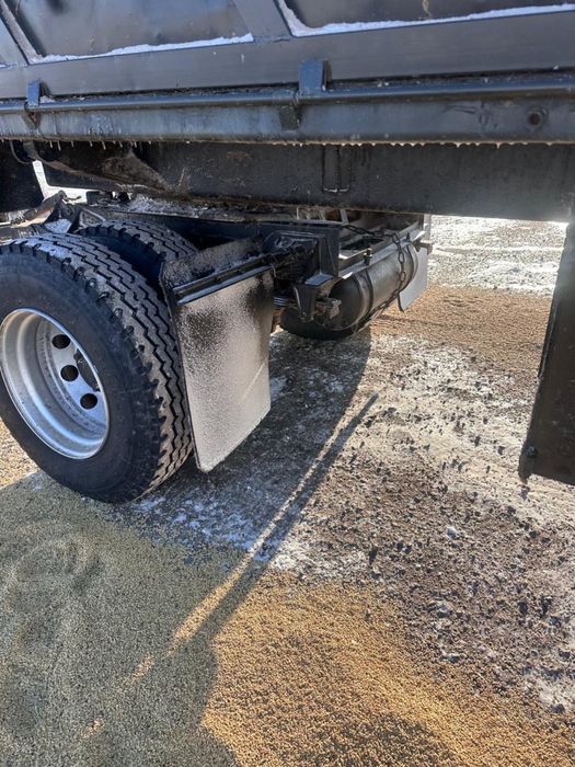 Продам прицеп зерновоз