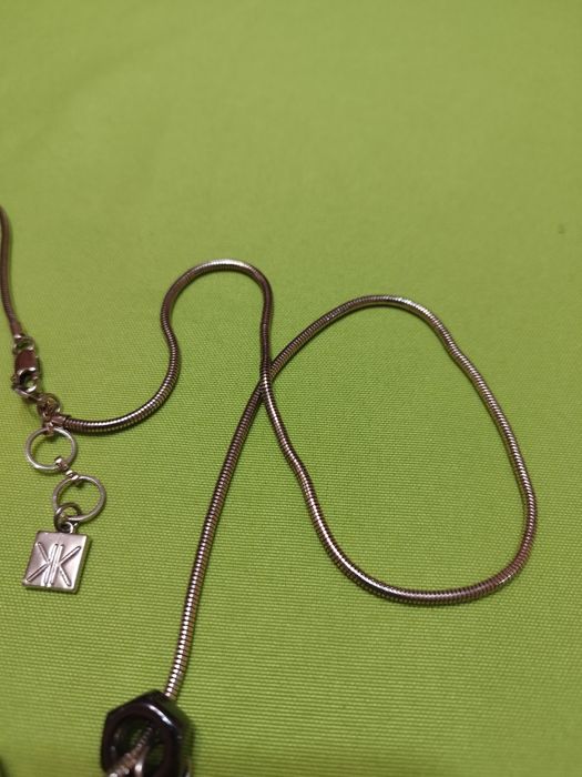 Продавам много красиво бижу