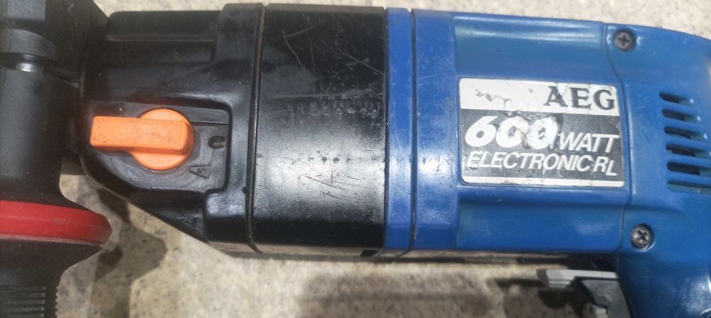 AEG SB 2E-601RL  двускоростна ударна бормашина