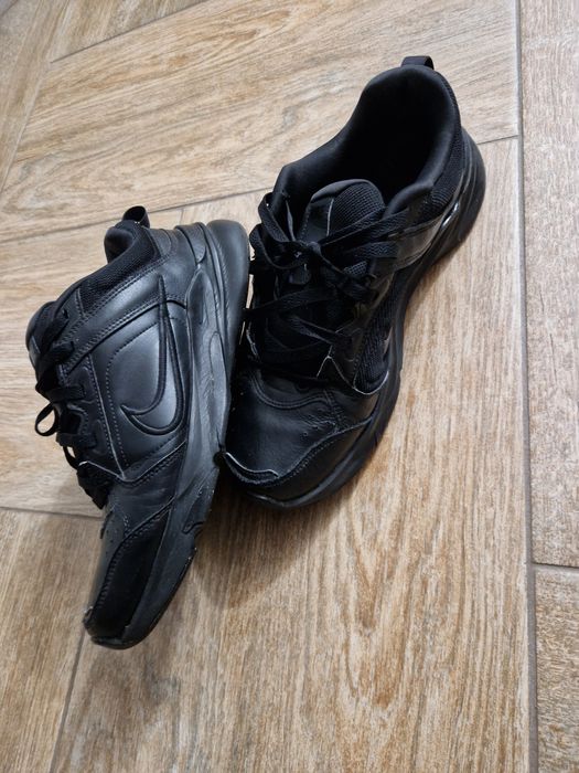 Adidasi Nike 42.5