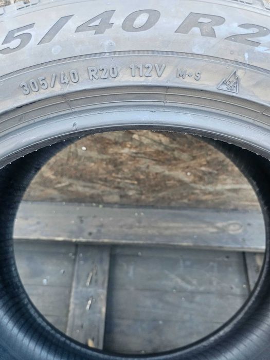 Anvelope 305 40 20