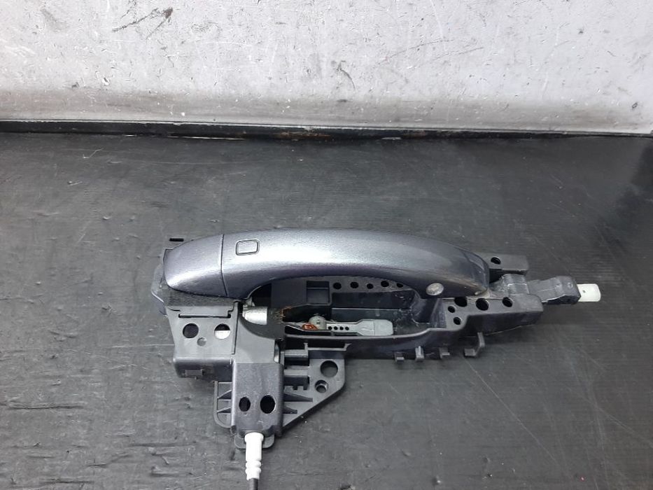 Maner dreapta fata audi a6 c7 avant 4g5 4gd 4h0837886