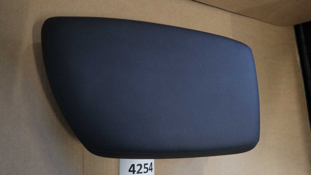 Подлакътник БМВ Ф20 Ф21 Ф22 BMW F20 F21 F22