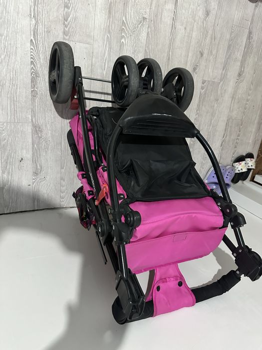 Продам коляску в отличном состоянии.