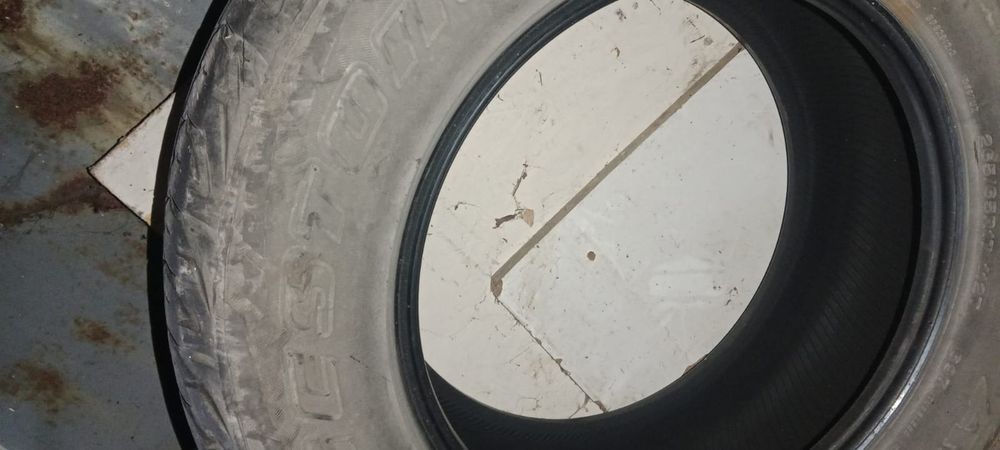 Шины б.у 4 покрышки