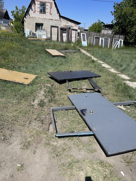 Продам металлический двери