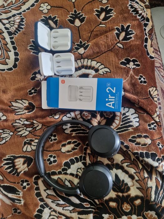 Продам 3 пары наушников
