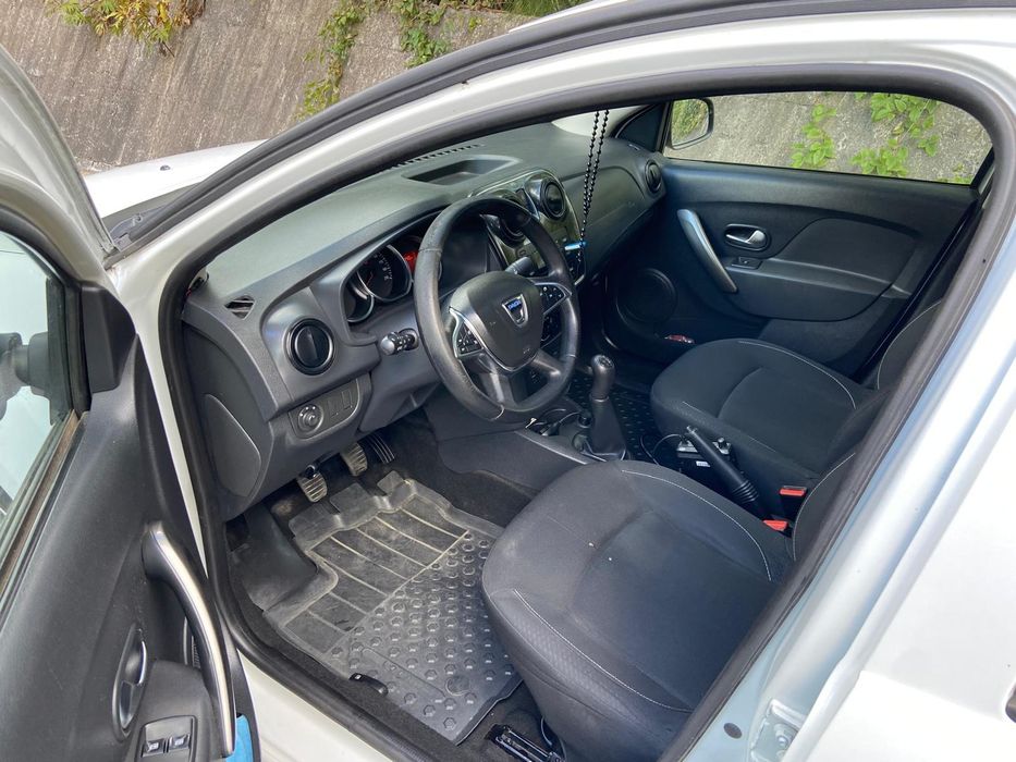 Vând Dacia Logan 1.5 DCI