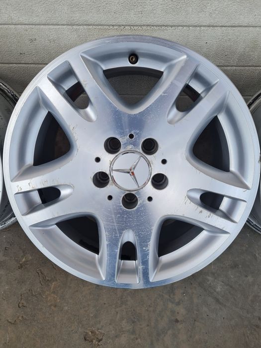 Оригинални джанти за МЕРЦЕДЕС MERCEDES R16 5x112 ET38 8J