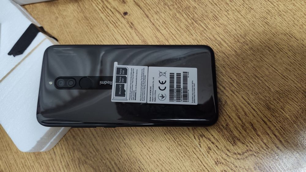 Xiaomi Redmi 8, 4 GB Ram, 64 GB Rom
