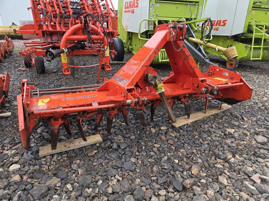 Grapa Rotativa Kuhn Belrecolt HRB 251-2,5 m