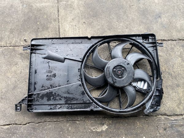 Ventilator VOLVO S40 V50 C30 C70 2004-2012 3135103 743
