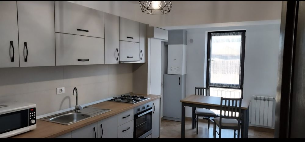 Apartament de inchiriat Sararie 3camere , Iasi