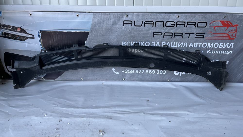 2 броя лайстна под чистачки Ford Transit Courier 2014-2018