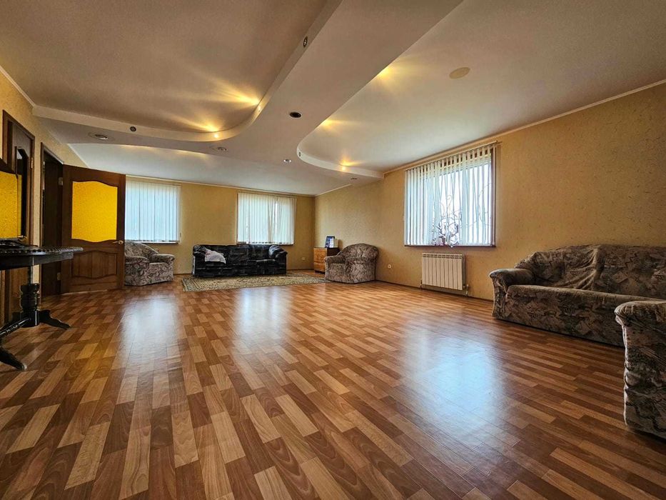 Продается дом Тепличная